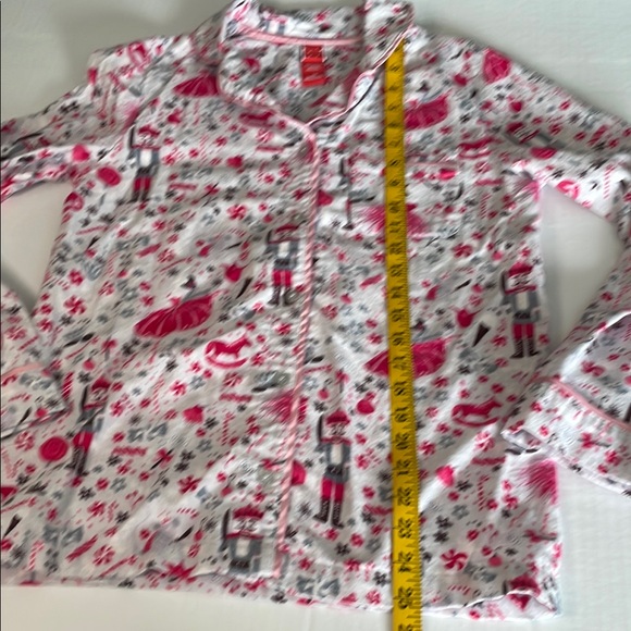 Target Nutcracker 2piece flannel pajamas ladies size XS - Picture 15 of 16